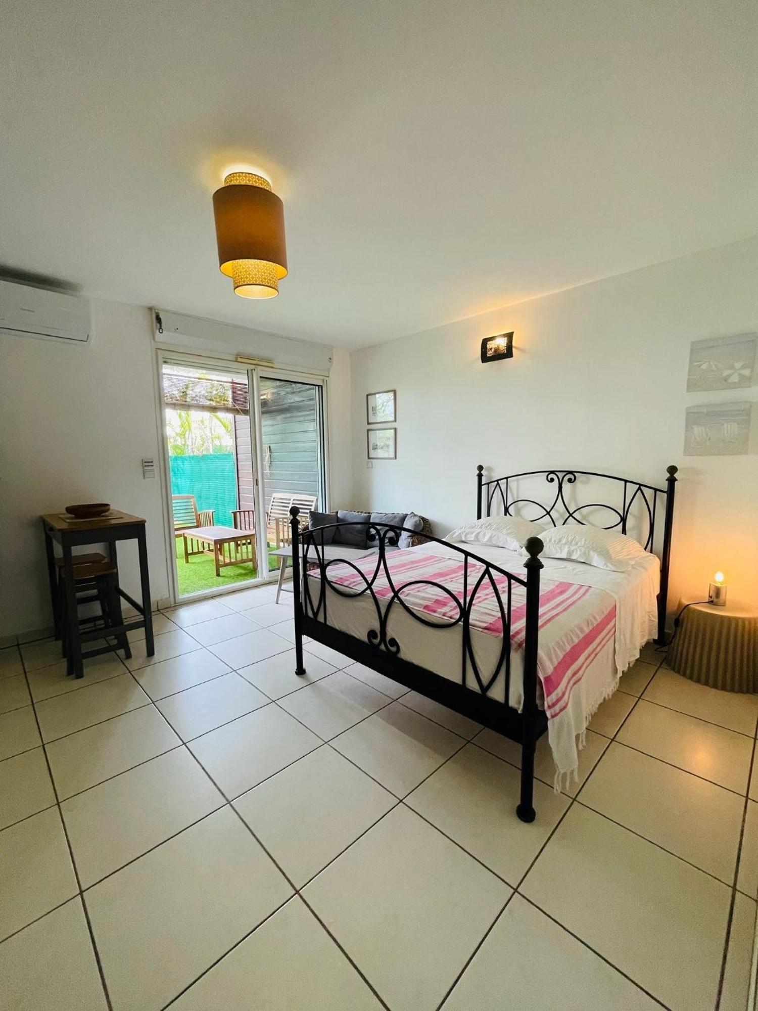 Prana Lodge Saint Gilles Les Bains 800 M De La Plage 外观 照片