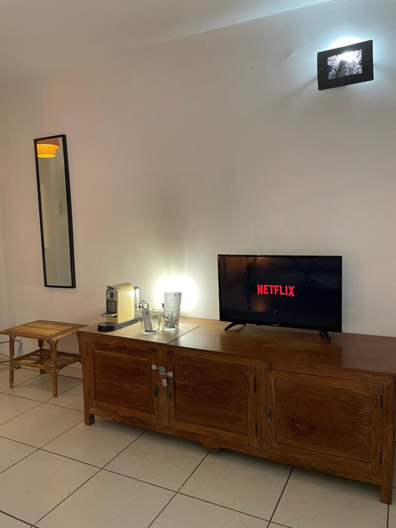 Prana Lodge Saint Gilles Les Bains 800 M De La Plage 外观 照片